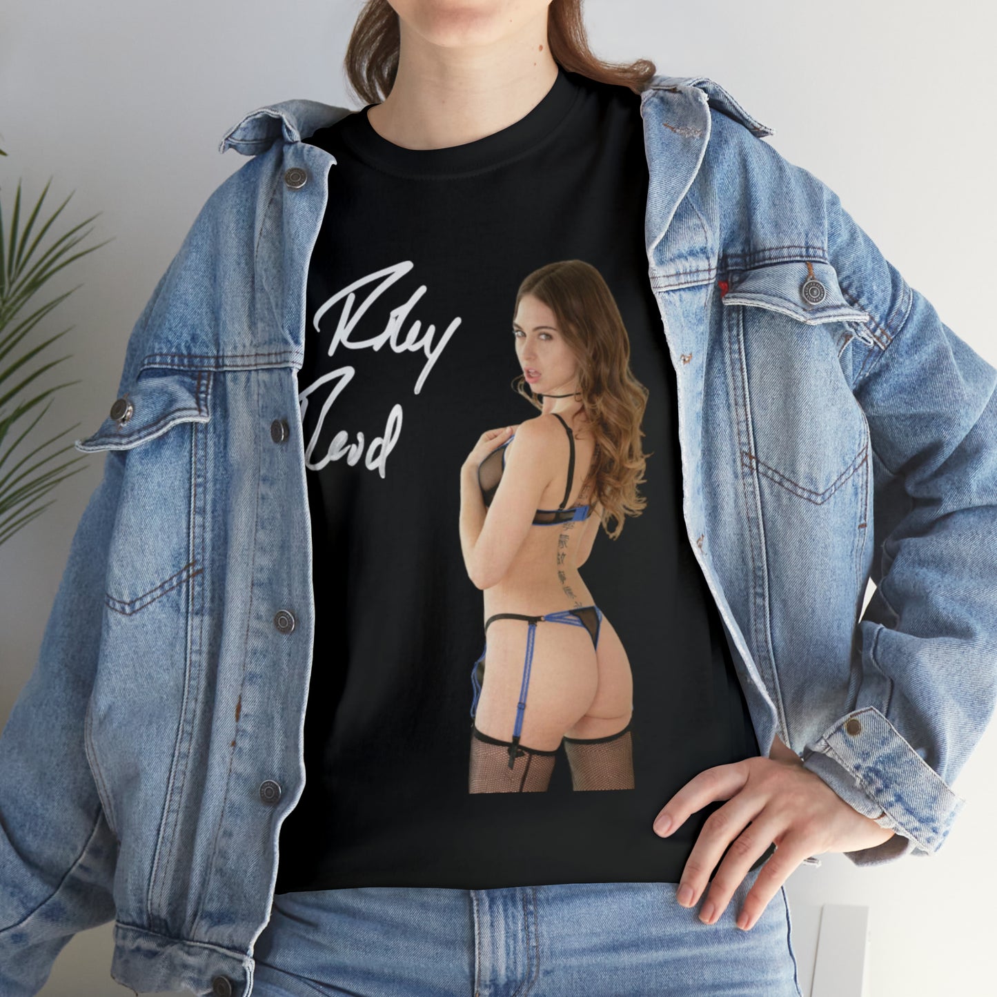 Riley Reid Sexy Shirt